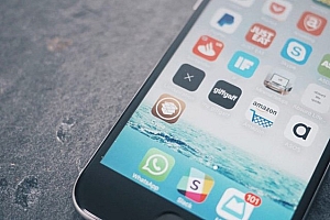 Hacker tuyên bố có thể jailbreak iOS 9.3